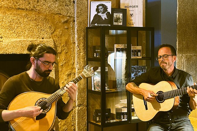 Fado Concert with Welcome Drink - The singers and musicians are the main event