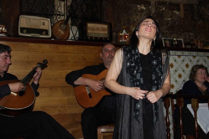 Fado Dinner Show and Night Lights Tour in Porto - Porto’s avenues under the evening lights