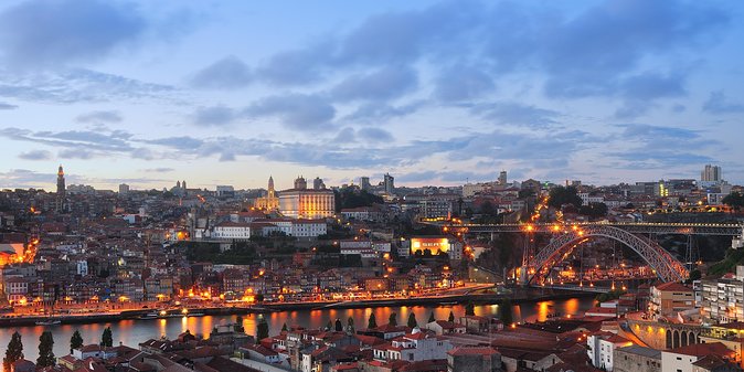 Fado Dinner Show and Night Lights Tour in Porto - Following the river toward the Atlantic