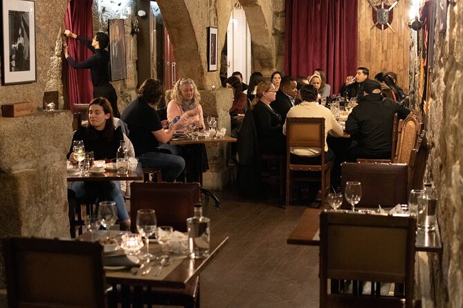 Fado Half Day Guided Tour with Dinner and Live Show in Lisbon - Learning what makes Fado different