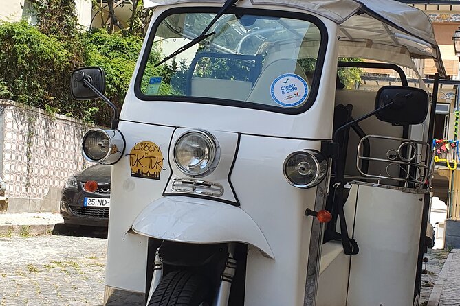 Fado TukTuk Tour 120 mins (Max 4 people) - Starting among Rossio and Restauradores