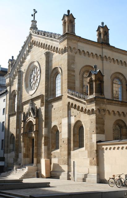 Festive Concert in the All-Saints Court Church - Why the church’s wartime story changes the mood