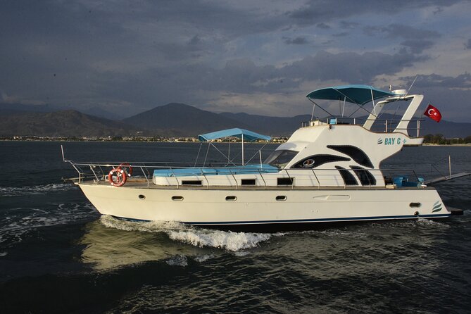 Fethiye Private Boat (Discover the Blues by Bay C Boat) - Crew Service and Communication