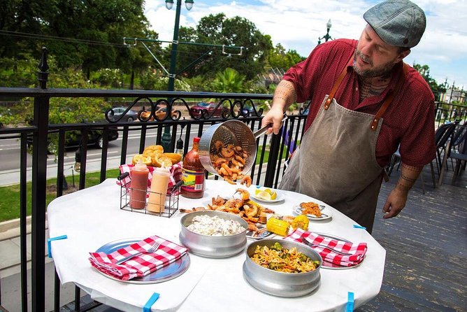 French Quarter Shrimp Boil & Live Music - Live Music Turns Dinner Into a Show