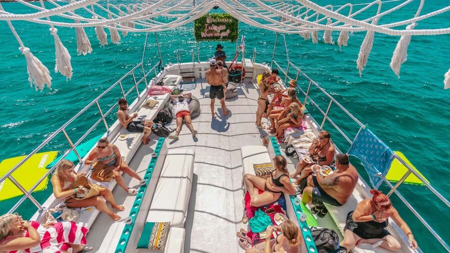From Magaluf: Palma Bay Sightseeing Cruise with Live Music - Key details before you book