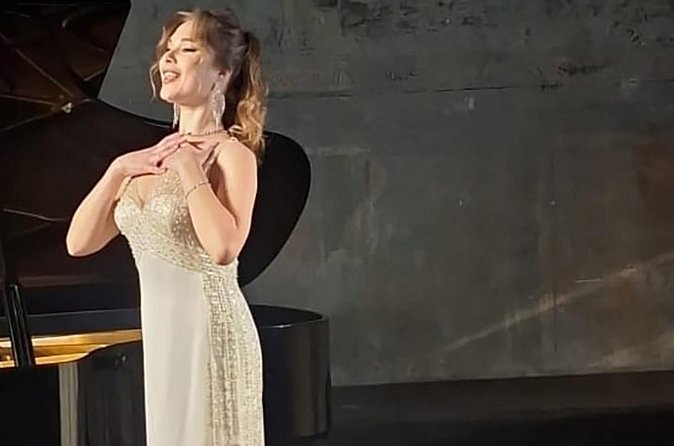 Great Italian Opera in Florence - Is $35.74 a Fair Price?