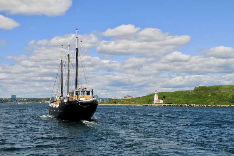 Halifax: Tall Ship Harbor Sailing Cruise with Live Music - Boarding the Silva at Cable Wharf