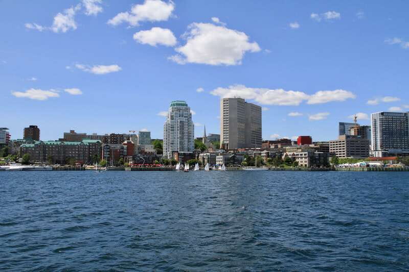 Halifax: Tall Ship Harbor Sailing Cruise with Live Music - Live music changes the mood