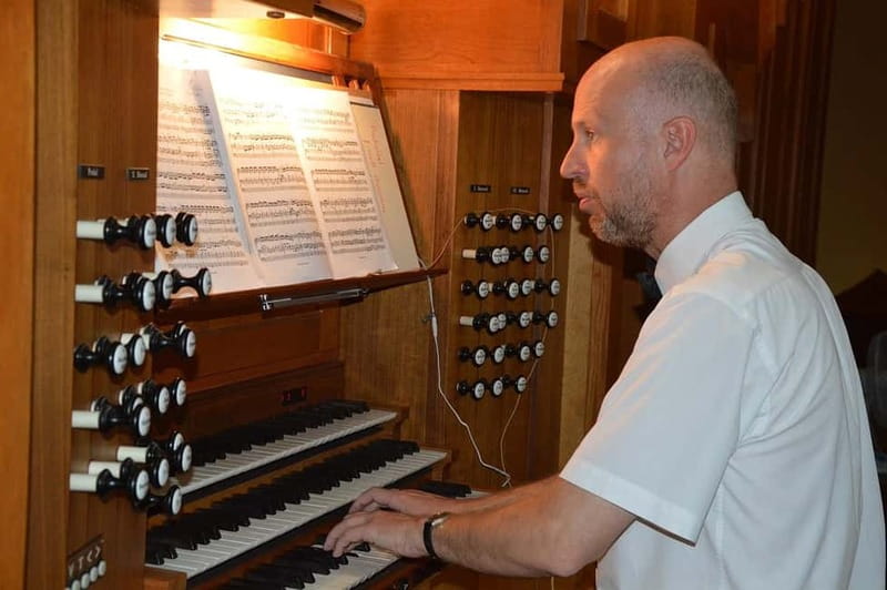 Hévíz: Majestic Sounds Organ Concert at the Blue Church - A 70-minute programme with a clear beginning