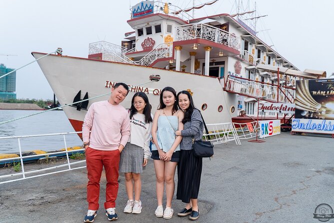 Ho Chi Minh City: Saigon River Dinner Cruise with Live Music - Why a night on the Saigon River works