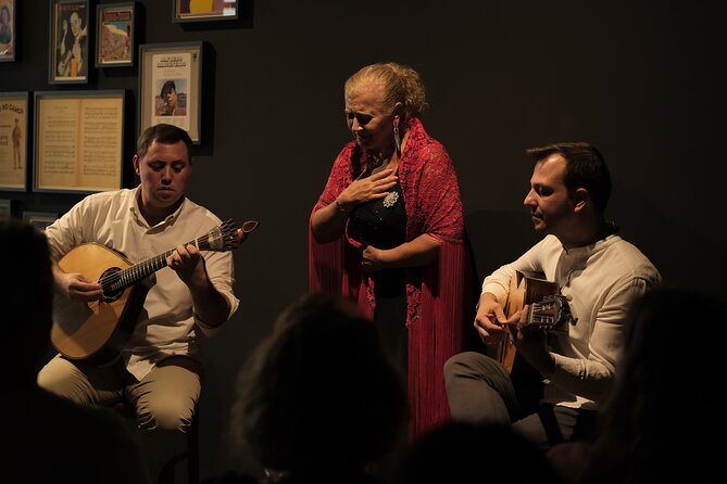 Ideal Clube de Fado - Why this small Porto Fado club works