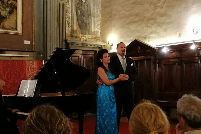 Italian Opera Concert Ticket in Florence’s Santa Monaca Church - Why this small concert works well in Florence