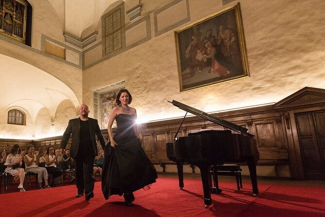 Italian Opera in Santa Monaca Church with Dinner - Five Things to Know Before Booking