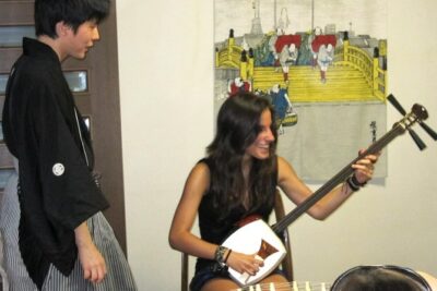 Japanaese tradtional Tsugaru Shamisen music lesson in Tokyo