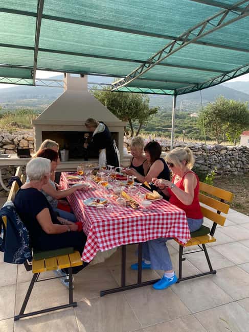 Kastela: Wine & Olive Tasting Tour w/Delicacies & Live Music - How much value do you get for $173?