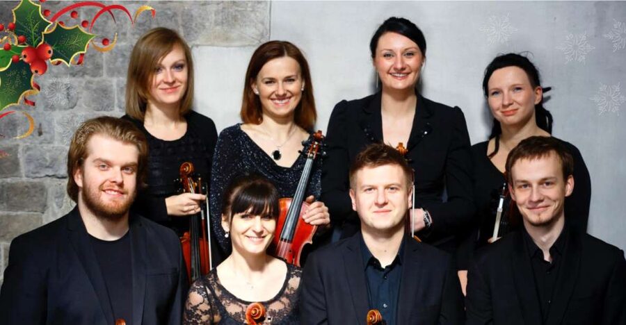 Krakow: Christmas Music Concert With Wine - A small room with old Krakow character