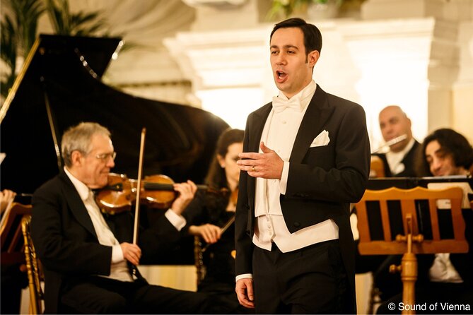 Kursalon Vienna: Strauss and Mozart Concert With Dinner - Timing, clothing, and practical details
