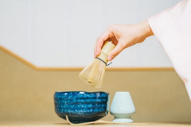 Kyoto: Matcha & Traditional Japanese Music Immersive Experience - Matcha, tea rooms, and the limits of the food offering