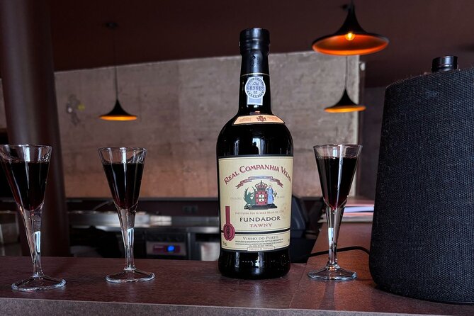 Lisbon: Authentic Live Fado Show in Alfama With Port Wine - Who will enjoy this experience most?