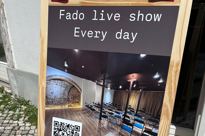 Lisbon: Authentic Live Fado Show in Alfama With Port Wine - Practical details that affect your decision