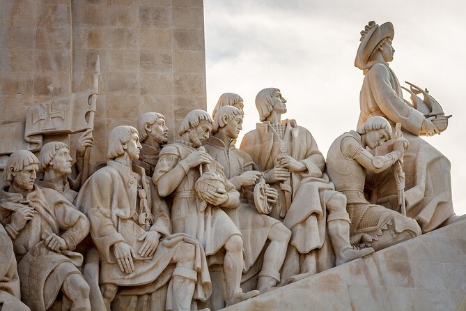 Lisbon Capital of Fado - Private Tour with Dinner - Padrão dos Descobrimentos and the Tagus