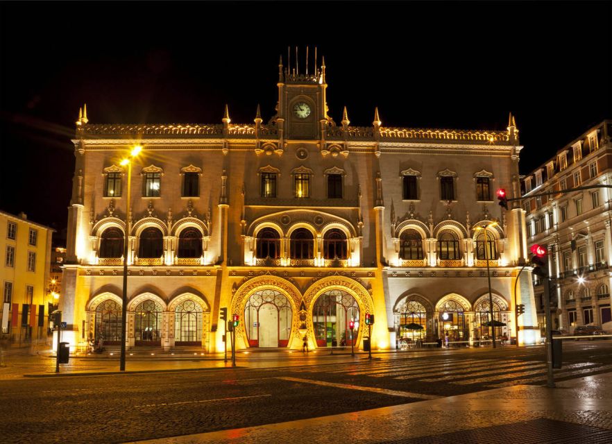 Lisbon: Evening City Tour with Dinner and Live Fado Show - Viewpoints and Lisbon’s hills