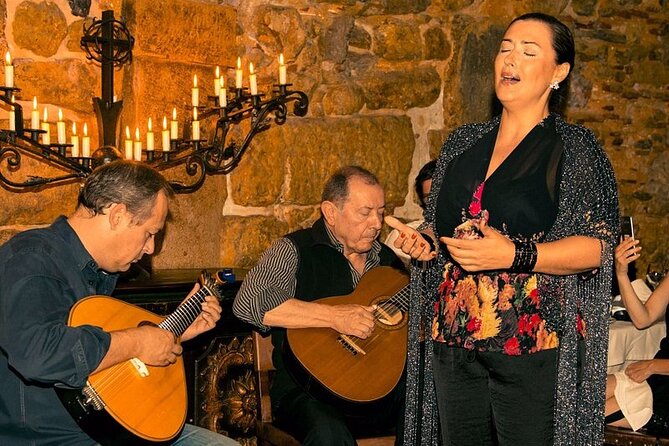 Lisbon Guided Tour with Live Fado Show and Traditional Dinner - Key points before you book