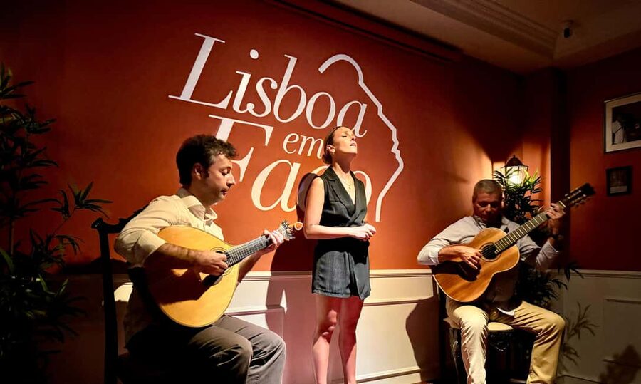 Lisbon: Live Fado Show with Port Wine at Lisboa em Fado - A Close-Up Introduction to Lisbon’s Fado