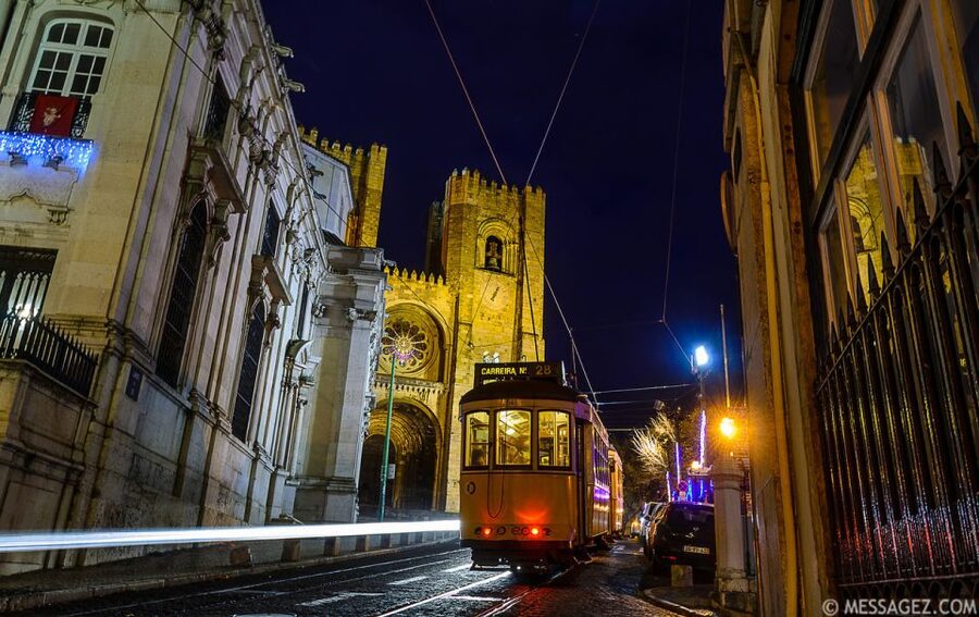 Lisbon: Luxury Fado Tour with Dinner included - Who should book this Fado evening