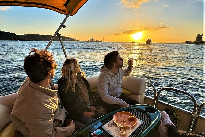Lisbon Sunset Experience: Cruise, Wine and Live Music by the Capt - MAAT and Lisbon’s modern waterfront
