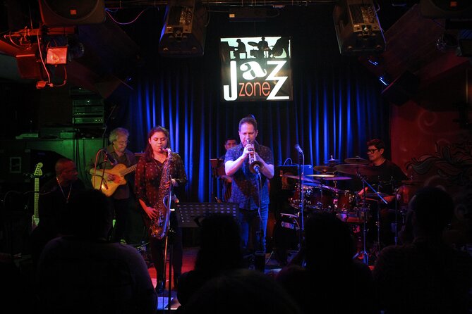 Live Afro-Peruvian Jazz Music - Gabriel Alegría and the Sextet on Stage