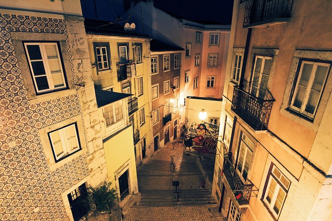 Live Fado Private Tour in Lisbon with Dinner - Avenida da Liberdade and the Riverfront