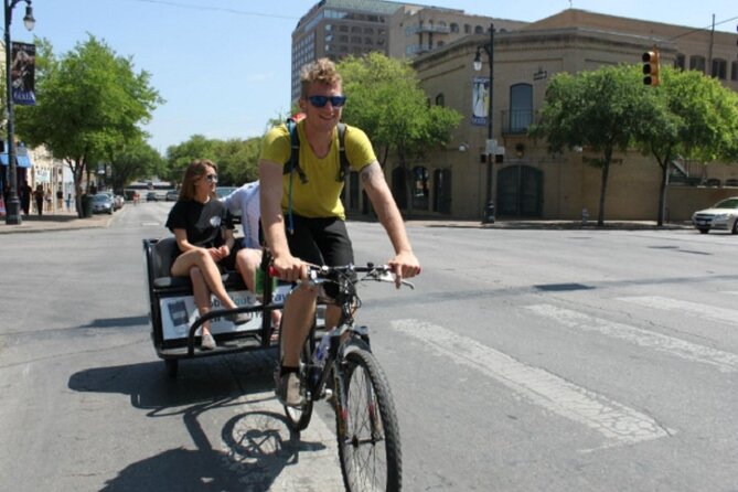 Live Music Capital of the World Pedicab Tour - What the guides add to the ride