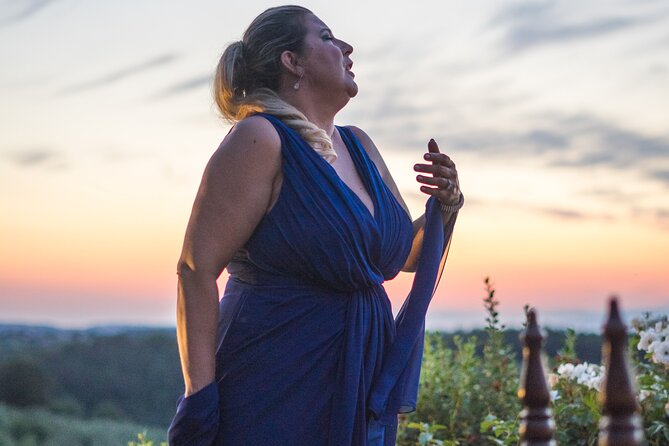 Live Opera Concert and Wine Tasting in Florence - Why the small group matters