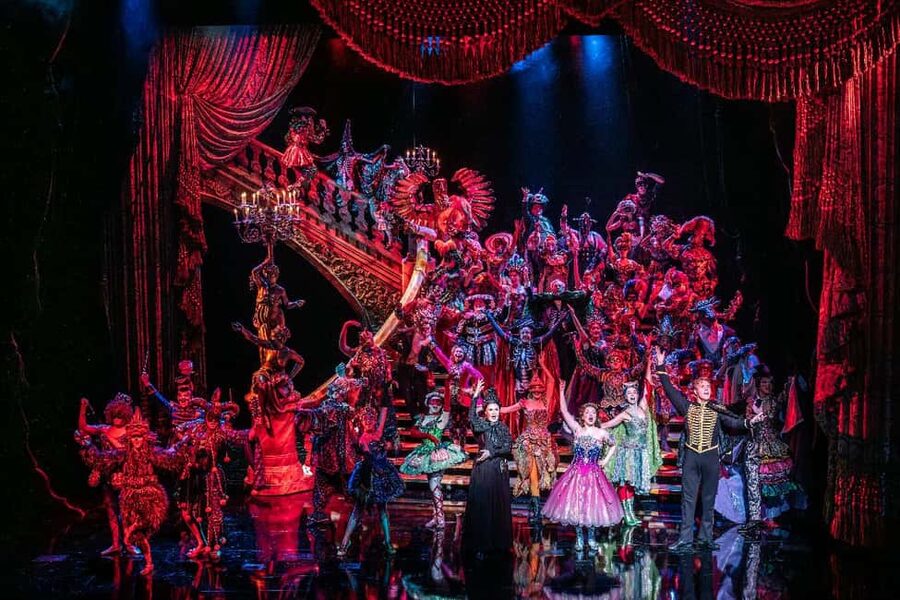 London's West End: Ticket to The Phantom of the Opera - Arriving at His Majesty’s Theatre on Haymarket