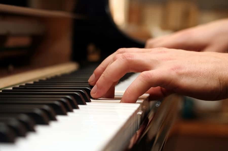 Lunch Cruise with Live Jazz on Sydney Harbour - Weather, Deck Space, and Practical Comfort