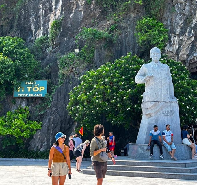 Luxury Ha Long Symphony Day Cruise With Lunch, Cave & Island - Kayaking or bamboo boating at Luon Cave
