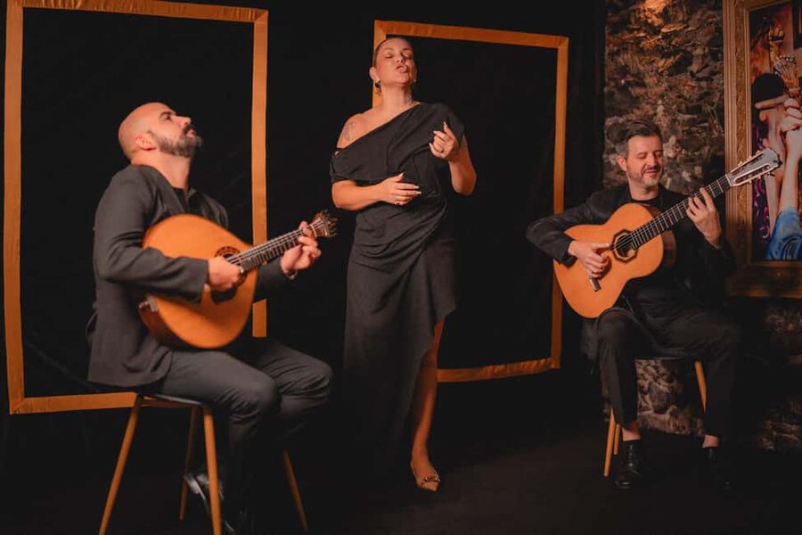Madeira: Fado Show - The Heart of Portugal With Madeira Wine - Why the English explanations matter