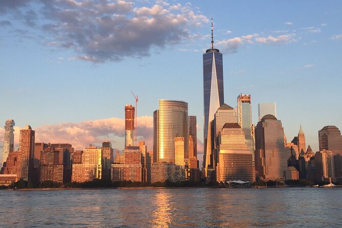 Manhattan Evening Jazz Cruise - The Seaport, Brooklyn Bridge, and the return north