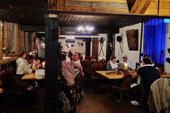 Medieval Knight’s Dinner Show with Live Music in Munich - Reserved Seating in a Large Dinner Show
