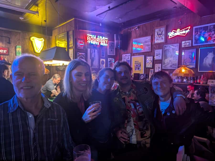 Melbourne Music Venue Pub Crawl with History + 2 Free Drinks - Key points at a glance