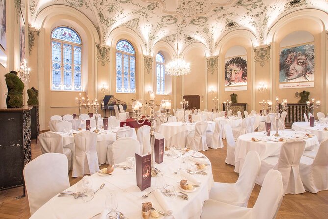 Mozart Dinner Concert in Salzburg - Getting There and Planning the Evening