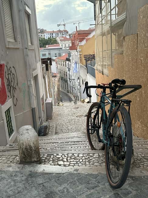Multicultural Lisbon: Hidden Stories, Art, Food & Live Music - What the $80 price really covers