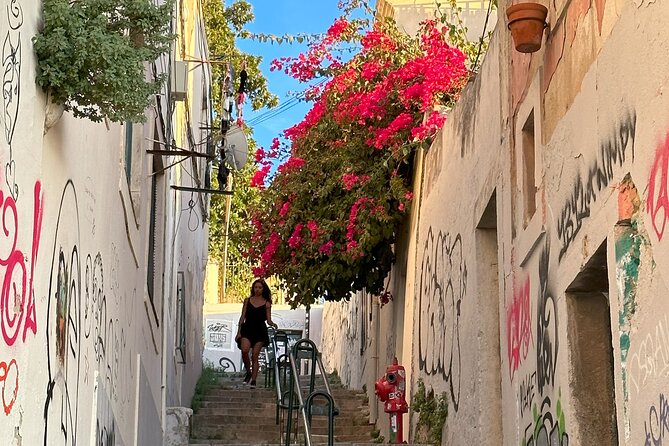 Multicultural Lisbon Walk: Food Tastings, Stories & Live Music - Starting at Praça Martim Moniz
