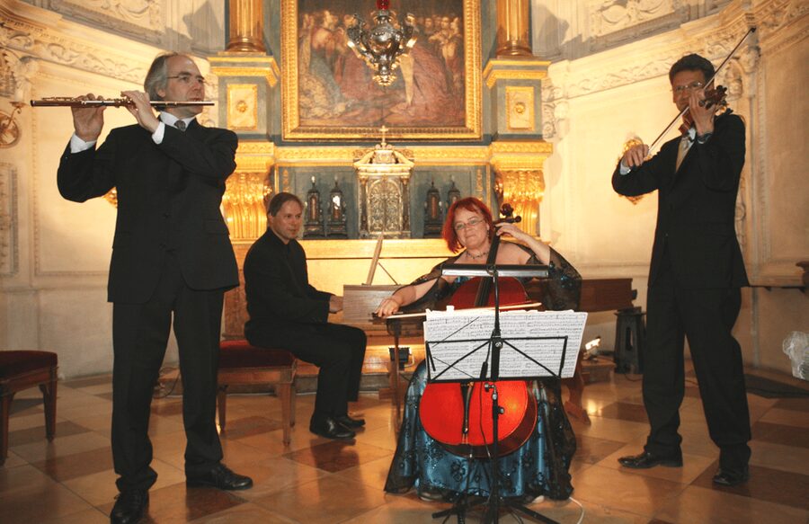 Munich: Classical Concert at the Residenz Palace - Entering Munich’s Residenz through the Löweneingang