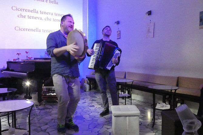 Naples Folklore: A Unique Concert of Traditional Neapolitan Music - Traditional Naples in 75 minutes