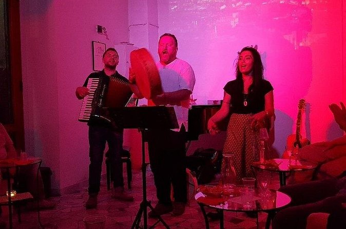 Naples Folklore: A Unique Concert of Traditional Neapolitan Music - What the praise tells you about the experience
