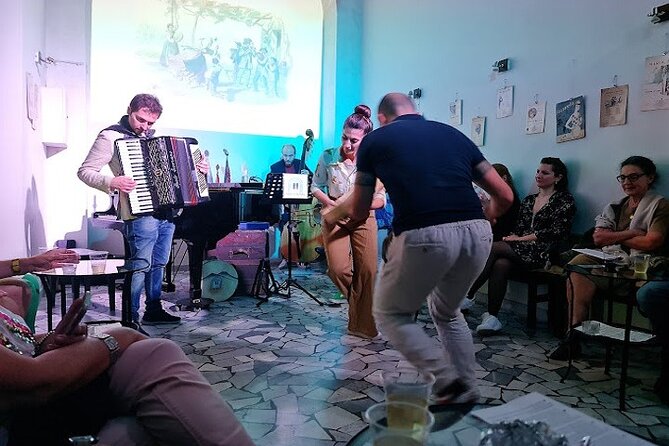 Naples Folklore: A Unique Concert of Traditional Neapolitan Music - Meeting near the M.A.N.N. at 9:00 pm