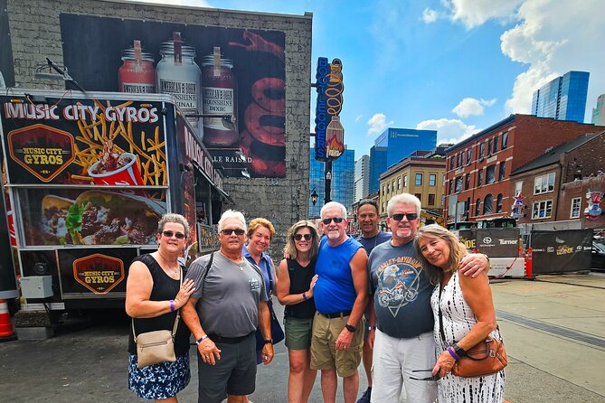 Nashville Live Music Bar Crawl with Local Venues & Drink Specials - Legends Corner and Nashville’s music legacy