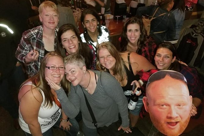 Nashville's Honky-Tonk Walking Sightseeing Pub Crawl - Why this pub crawl works better than wandering Broadway alone